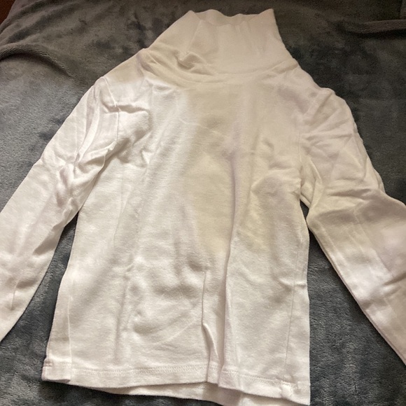 Oshkosh turtleneck navy and white - Picture 3 of 3